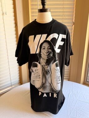 Chaka Wear mens t-shirt